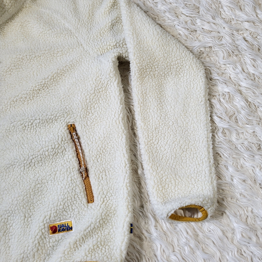 Fjallraven Vardag Pile Fleece Jacket - Picture 6 of 15